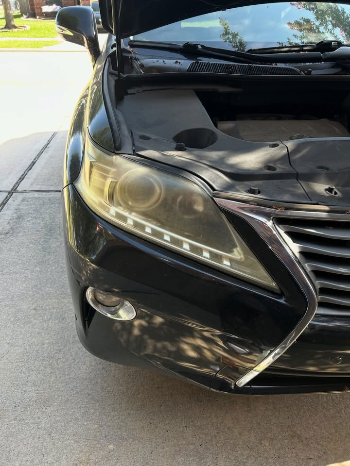 Headlight before restoration